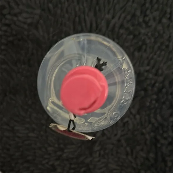 Hello Kitty Pink Hand Soap with Kawaii Design - Picture 3 of 6